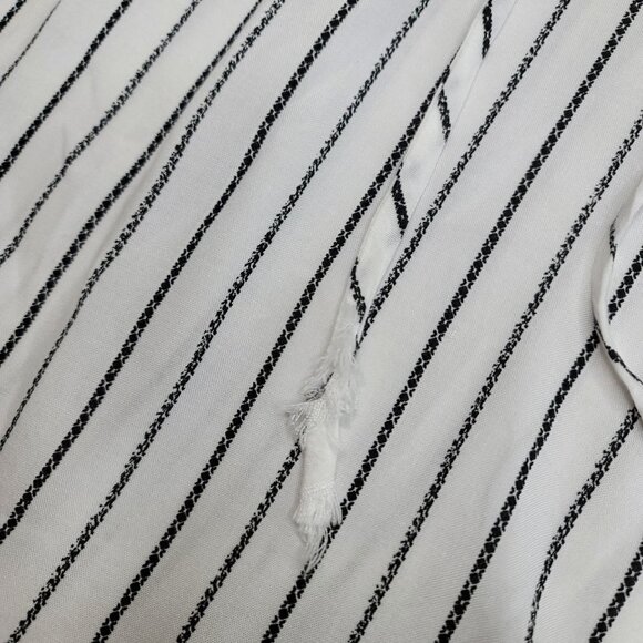 Savanna Jane embroidered floral long sleeve light weight striped tunic top Small - Picture 3 of 6